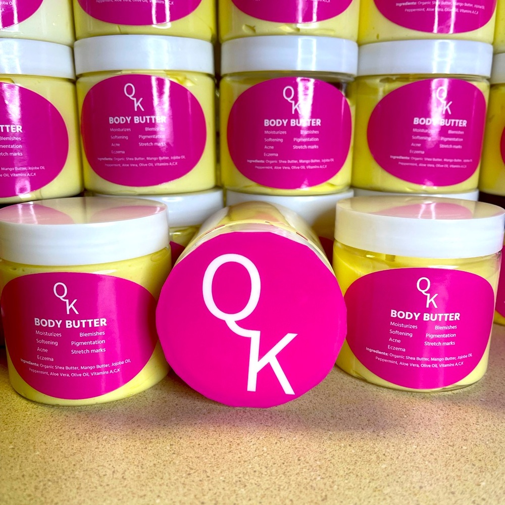 Moisturizes skin reduces dark spots improves skin elasticity